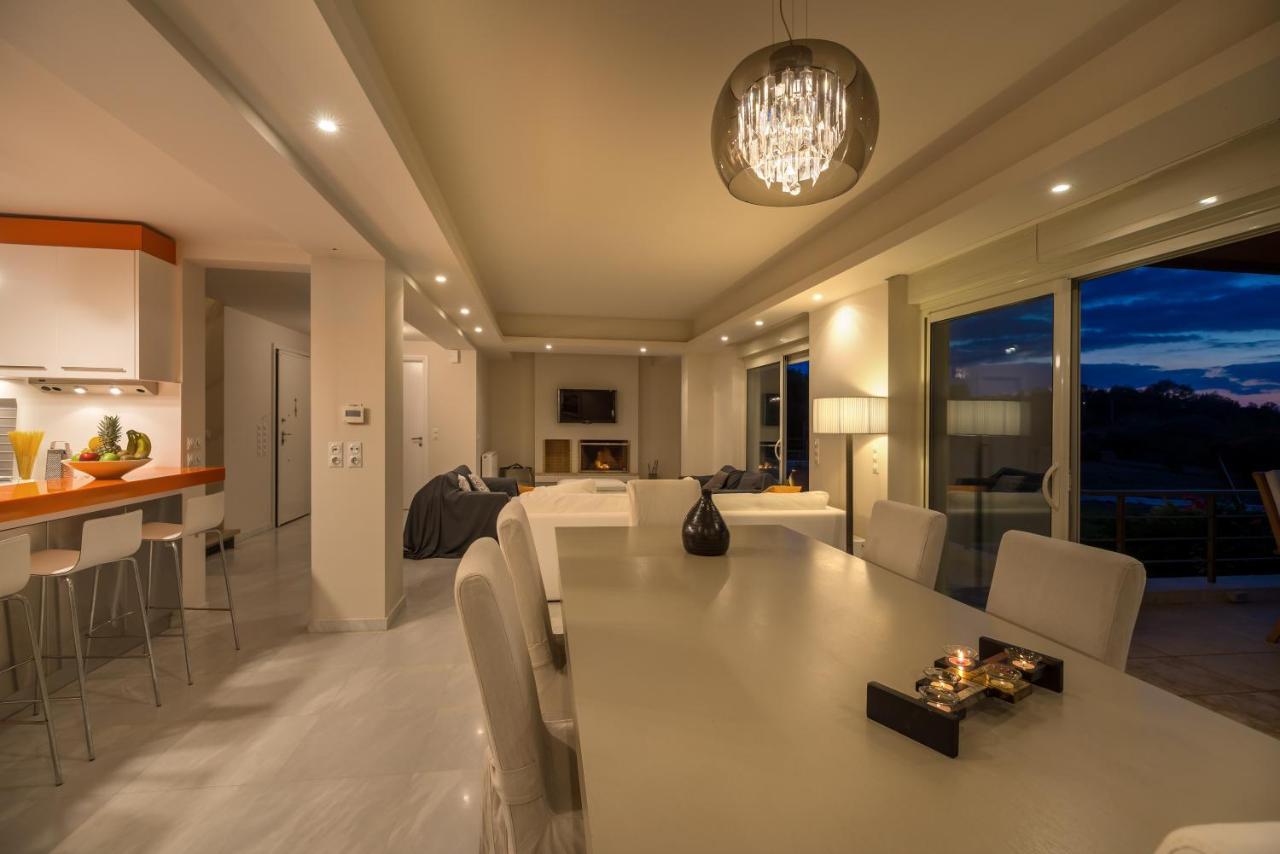 Legrena Beach Villa スーニオ エクステリア 写真