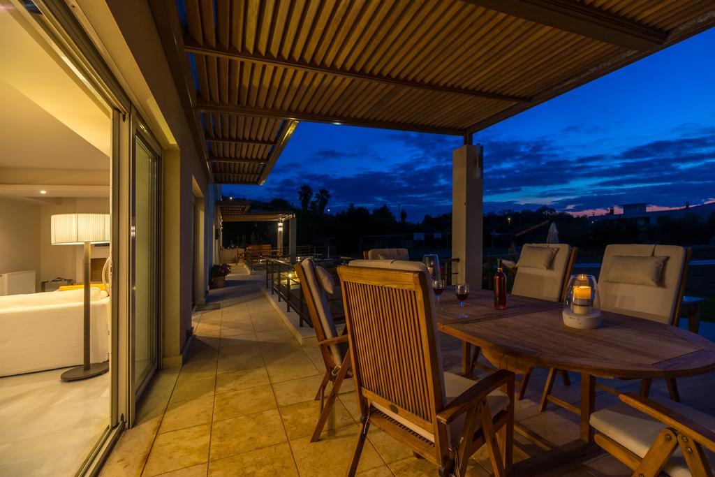 Legrena Beach Villa スーニオ エクステリア 写真