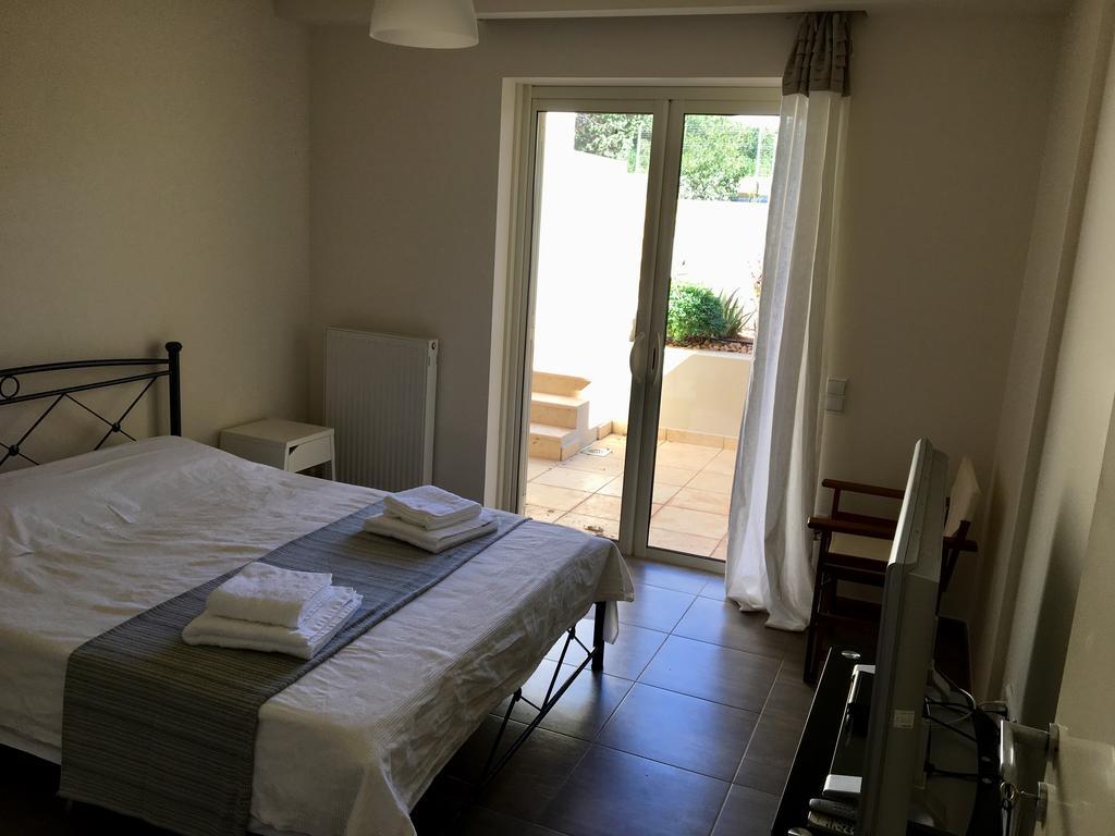 Legrena Beach Villa スーニオ エクステリア 写真